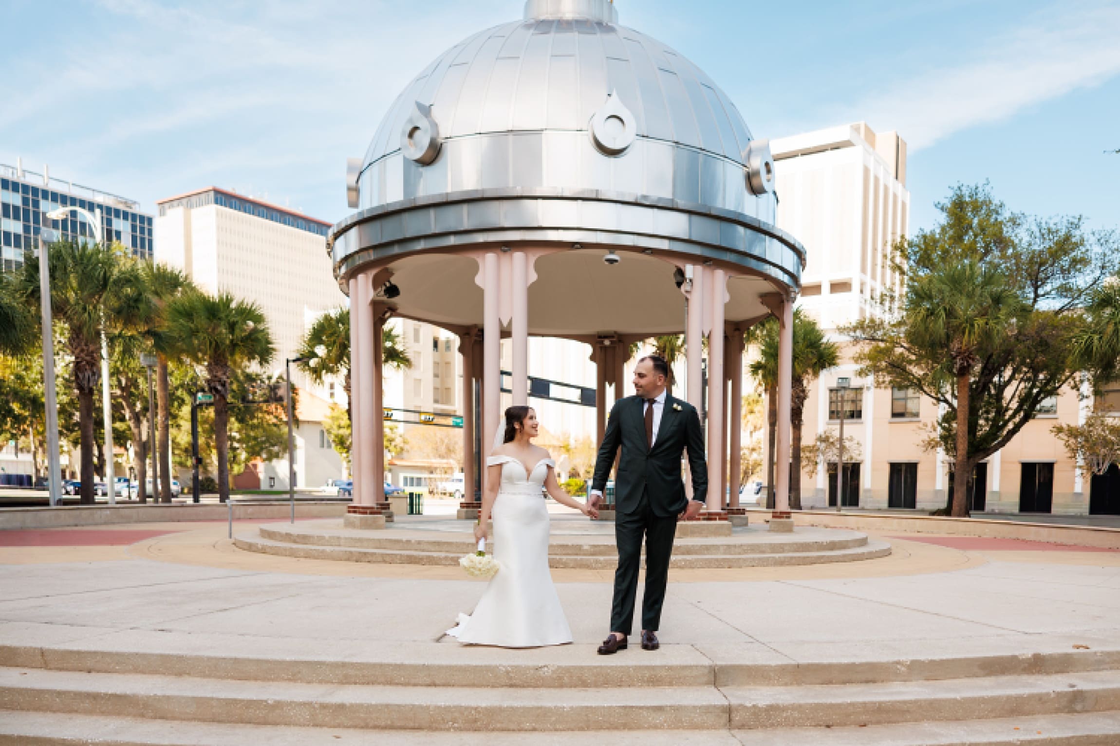 Tampa Courthouse Winter Micro Wedding - Orlando Micro Wedding Photographer