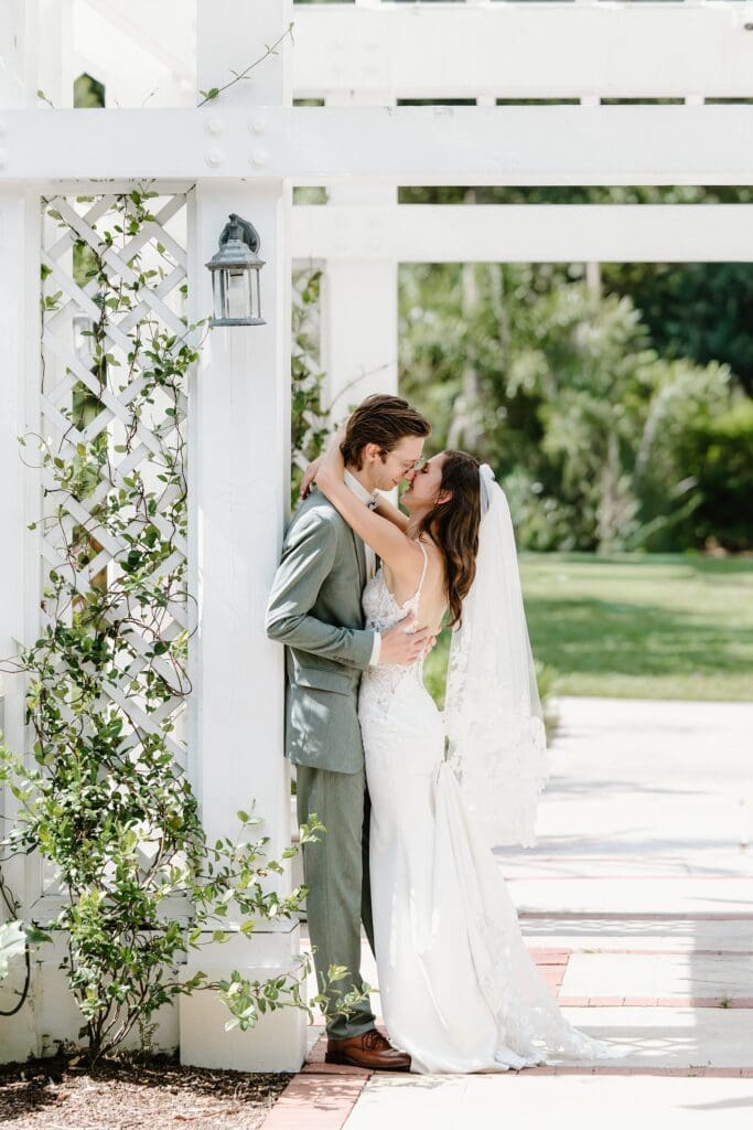 bride and groom portrait at their nano wedding at Harry P. Leu Gardens in Orlando, captured by micro wedding photographer Gracie May Photography.